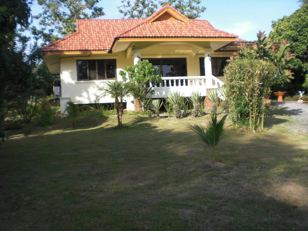 House Of Garden Villa Csiangraj Kültér fotó